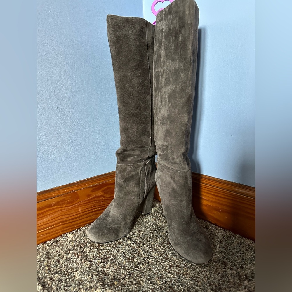 Steven Madden Grey Suede knee high boots!!!